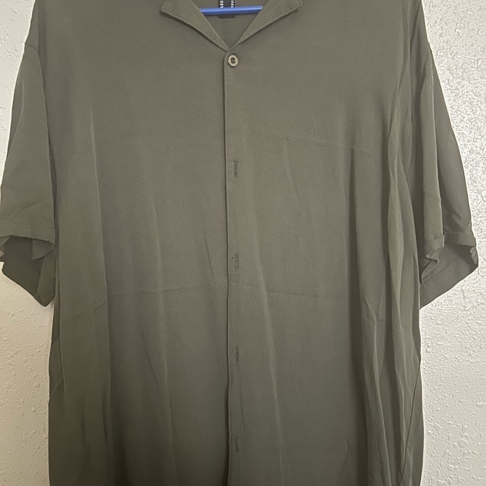 Forever 21 Green Casual Button Down Shirt
